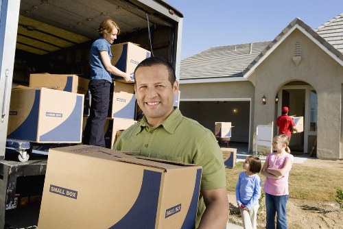 Local Surrey moving truck for residential relocation